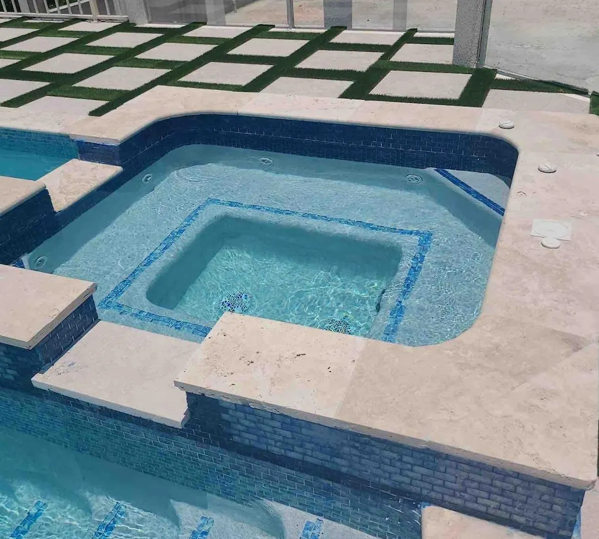 Sky Haven Retreat- 2Br Rooftop Pool, Stunning Views & Free Airport Pickup Falmouth Jamaica